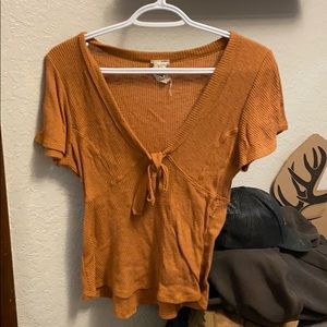 revealing top may fit crop